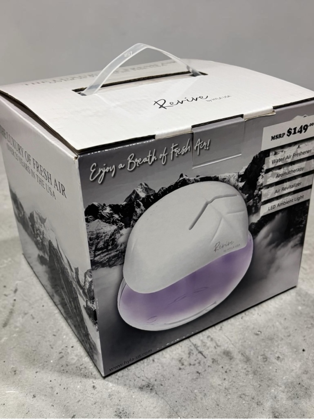 Water Air Freshener & Aromatherapy Diffuser - White/Purple